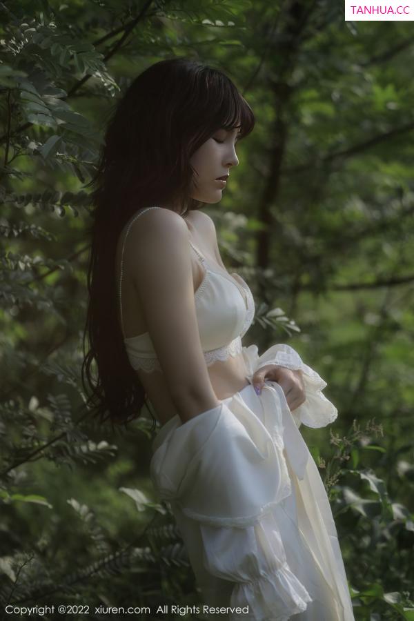 许嘉欣  [XiuRen]高清写真图 2022.06.02 No.5098 许嘉欣第16张图片